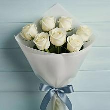 Букет 7 Белых роз Эдлесс Лав в Опарино