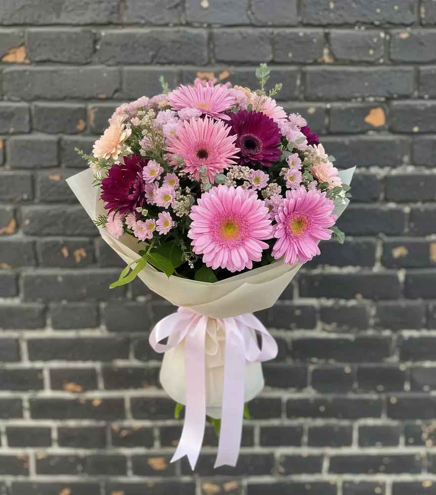 Букет цветов из: Герберы и Хризантемы в Опарино
