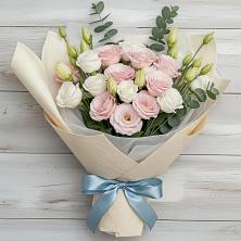 Букет цветов из:  Лизиантусы в Опарино