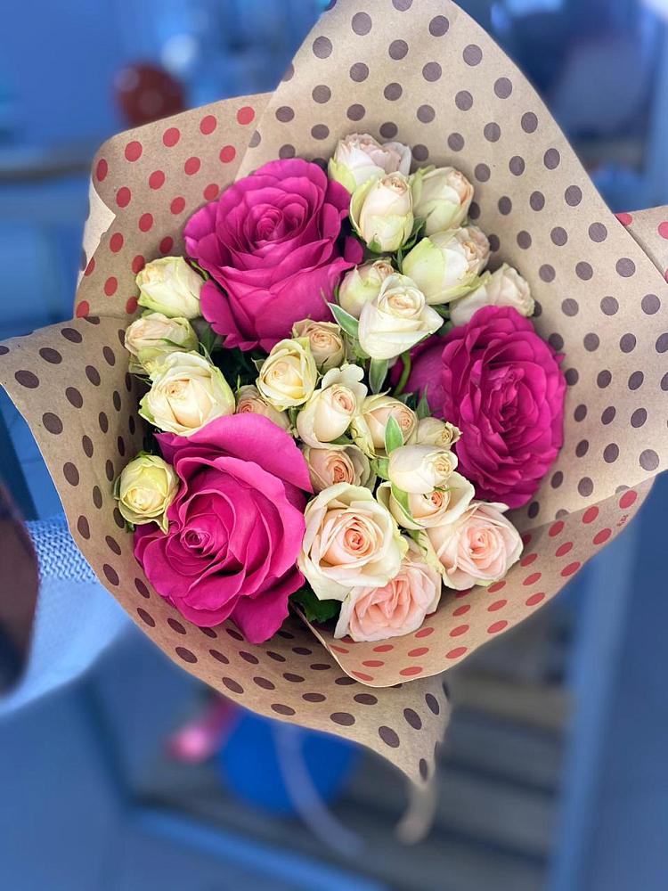 Букет цветов из: Розы в Опарино