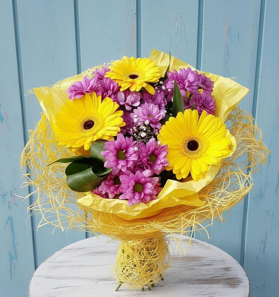 Букет цветов из: Хризантемы и Герберы в Опарино