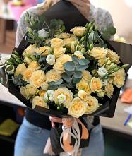 Букет цветов из:  Розы и Лизиантусы #REPLACE_PRED# Опарино