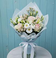 Букет цветов из:  Розы и Лизиантусы в Опарино
