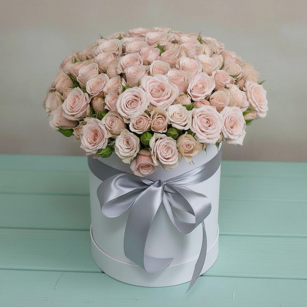 Цветочная композиция из Розы в шляпной коробке в Опарино